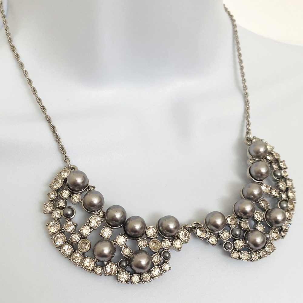 Ann Taylor silver Pearl and Rhinestone necklace